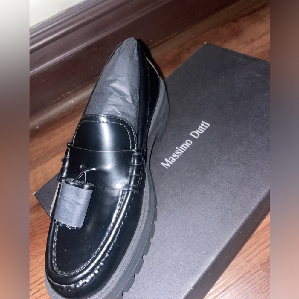 Massimo Dutti Black Loafers